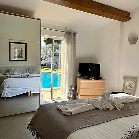 Made Bed & Breakfast 4*