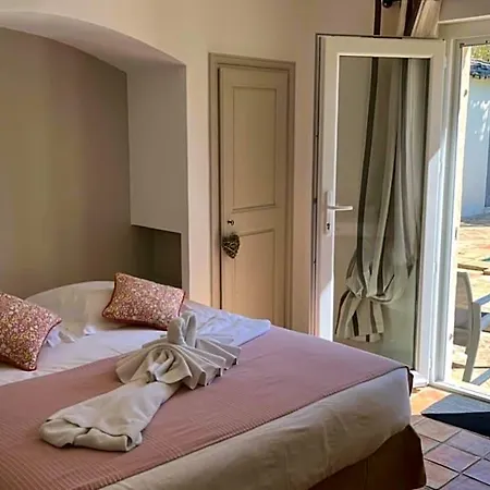 Bed & Breakfast Made Saint-Tropez