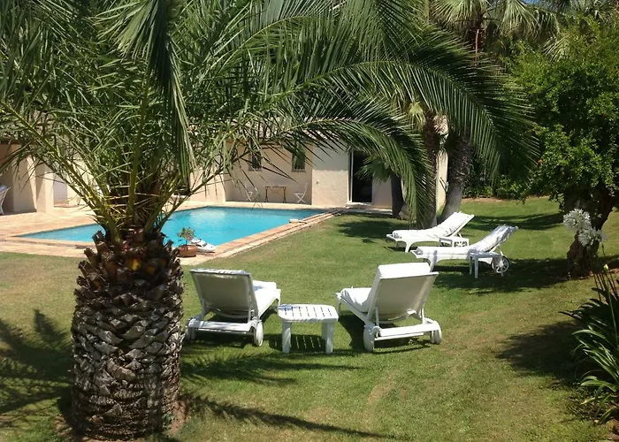 Bed & Breakfast Made 4*